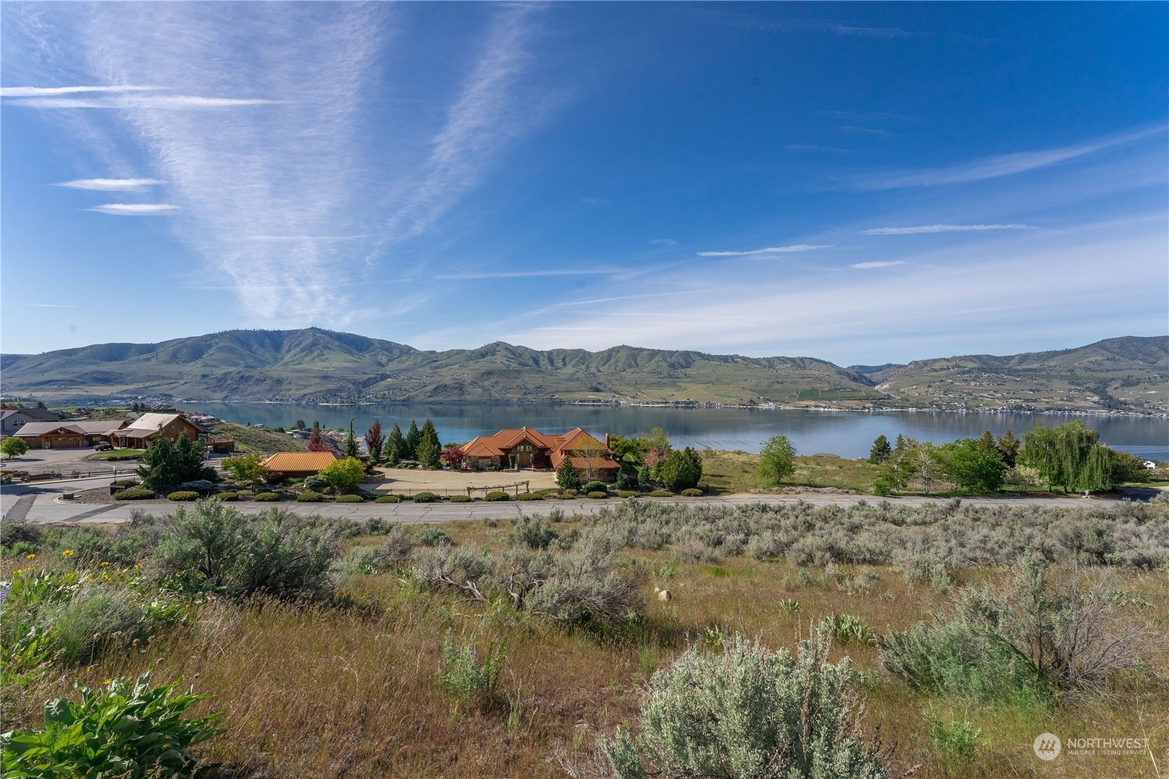 Property Photo:  350 Highpoint Lane  WA 98816 