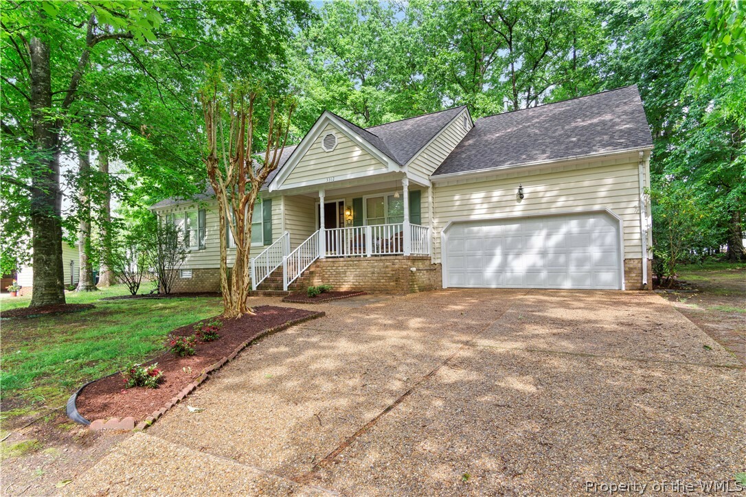 Property Photo:  3312 Isle Of Wight Court  VA 23185 