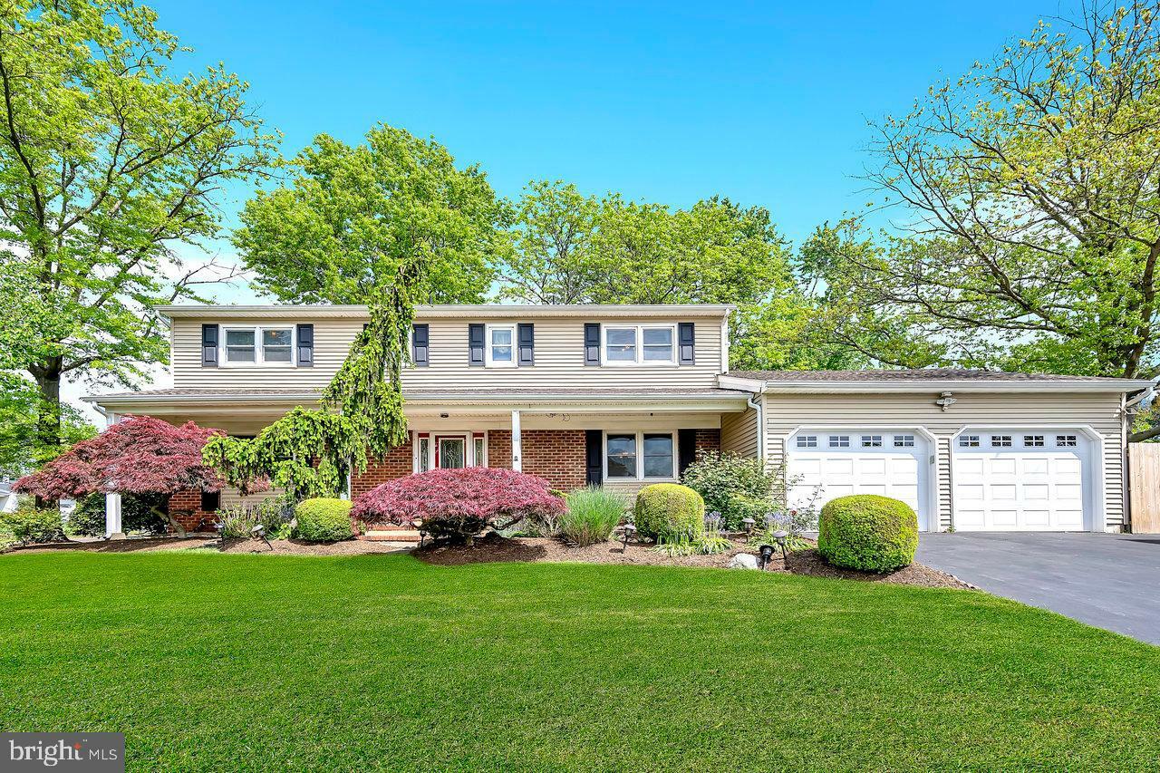 Property Photo:  22 Deacon Drive  NJ 08619 