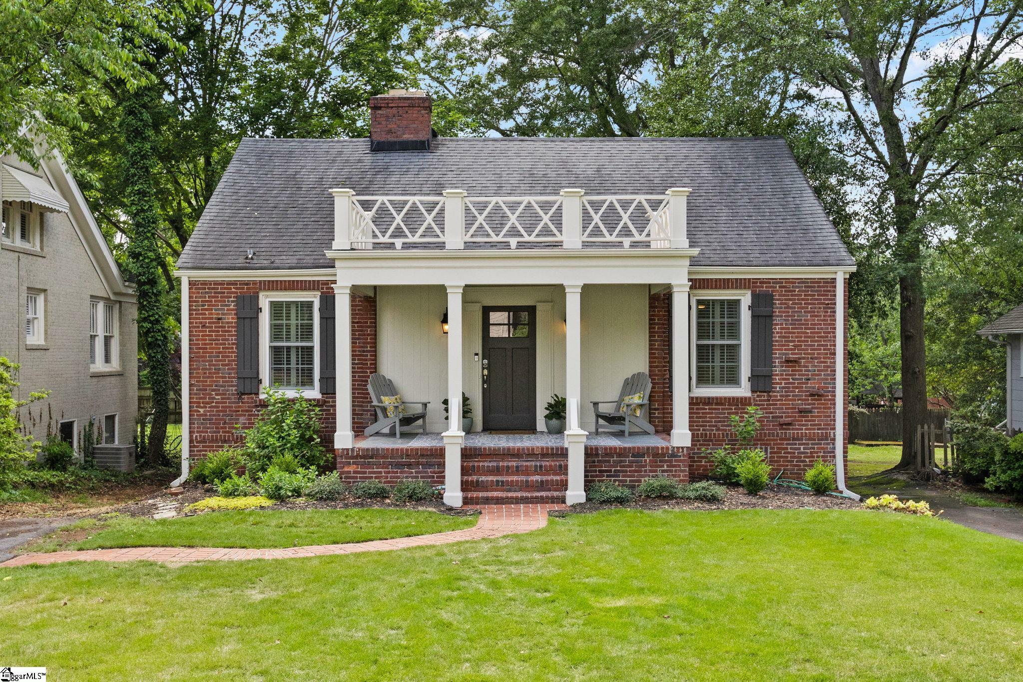 Property Photo:  102 Ponce De Leon Drive  SC 29605 