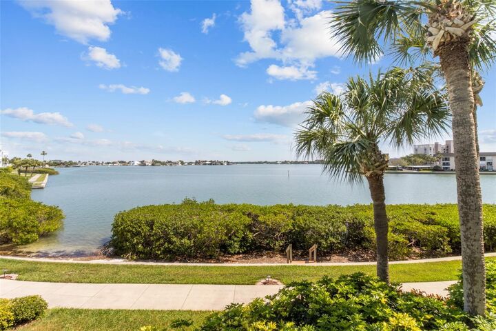 Property Photo:  7979 Sailboat Key Boulevard S 106  FL 33707 
