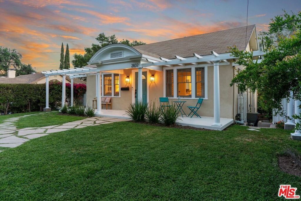 Property Photo:  2832 Hermosa Avenue  CA 91214 