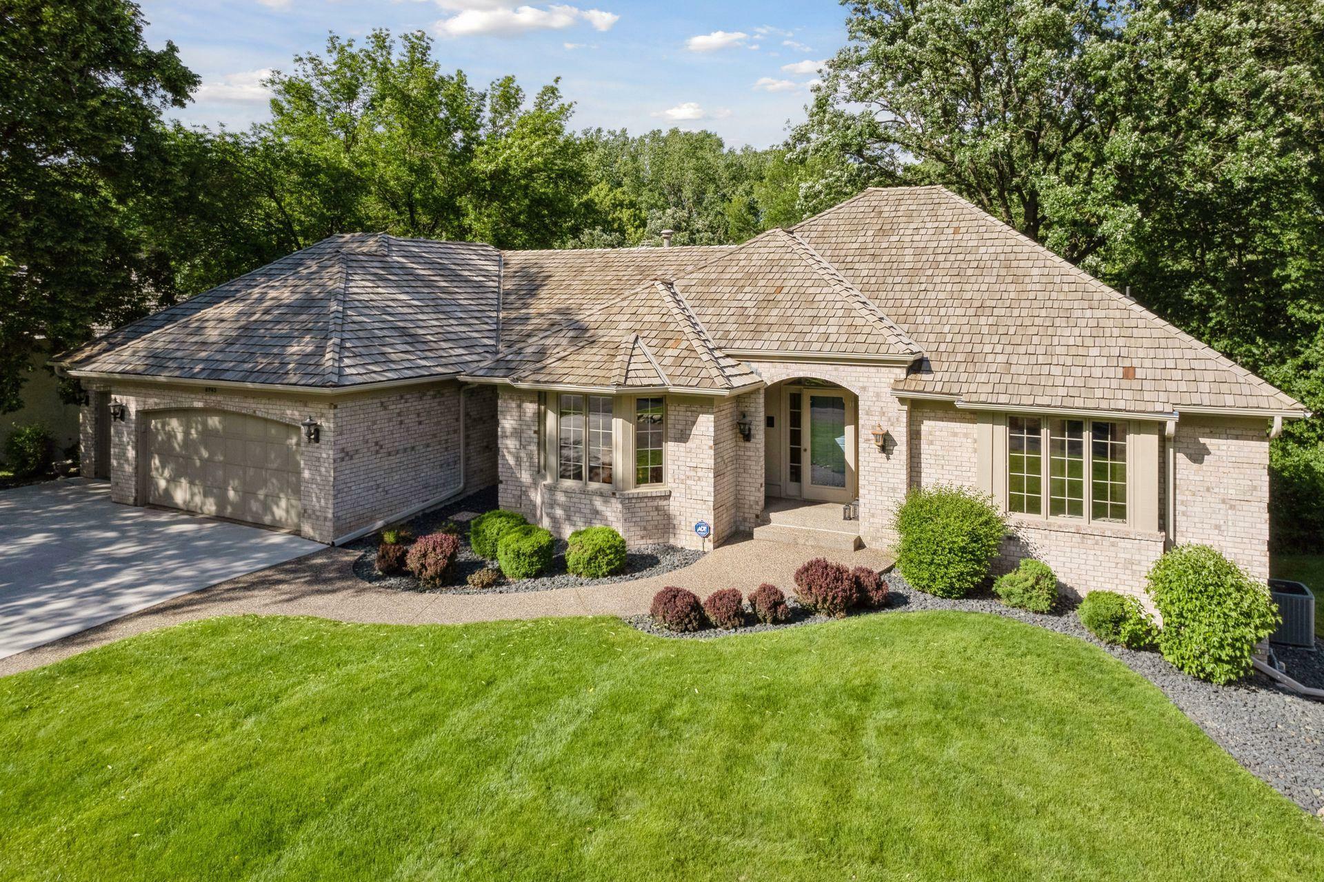 Property Photo:  6945 Edgebrook Place  MN 55346 