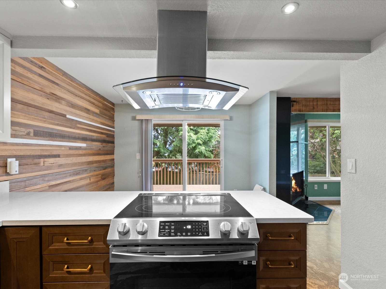 Property Photo: 19211 40th Avenue W F2 WA 98036