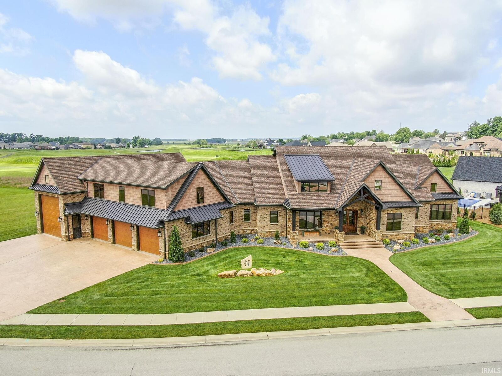 Property Photo: 18630 Whitfield Court IN 47725