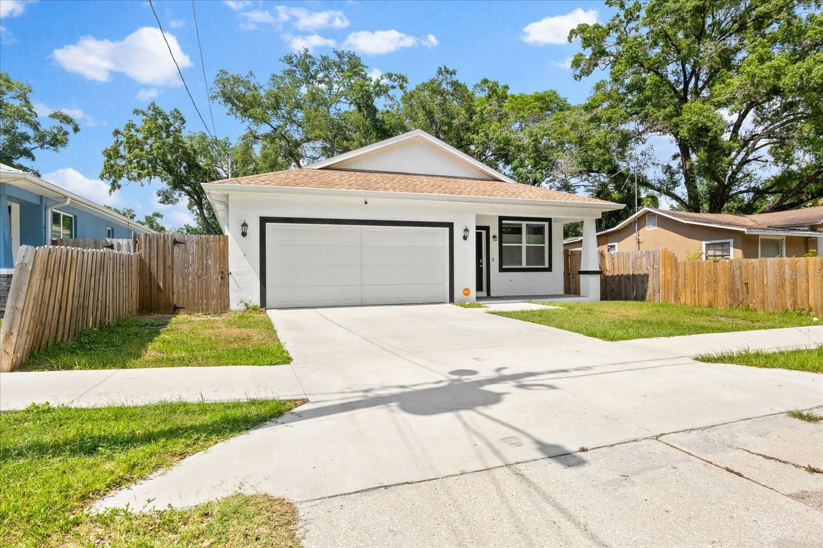 Property Photo:  1614 E River Cove Street  FL 33604 