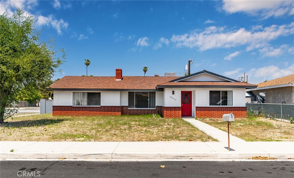 Property Photo: 40660 Vera Court CA 92544