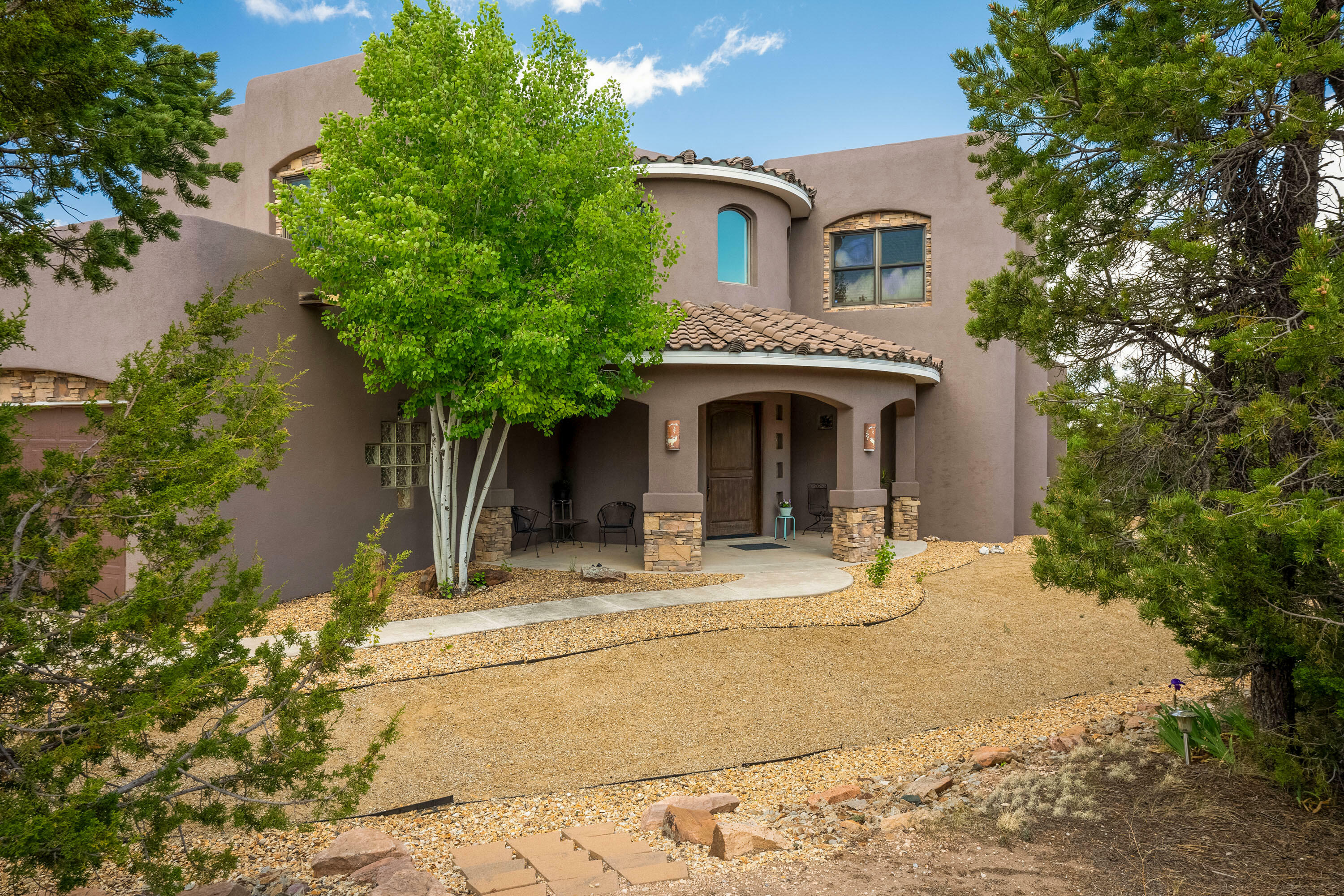 Property Photo:  25 Jakes Place  NM 87059 