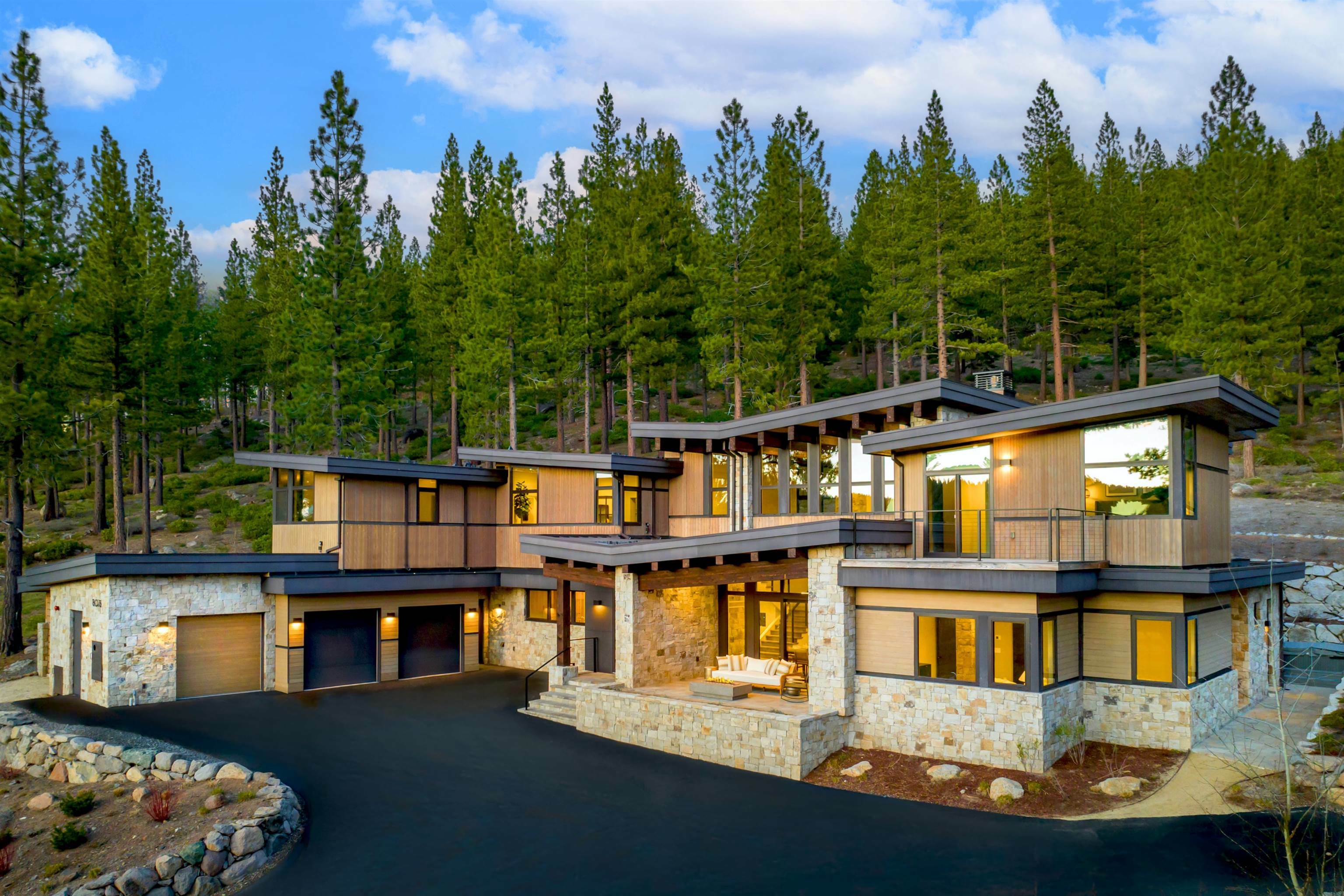 8076 Villandry Drive  Truckee CA 96161 photo