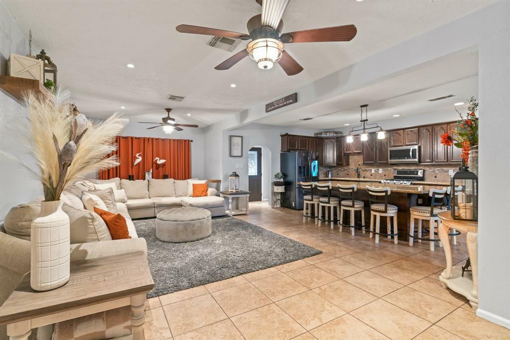 Property Photo:  1003 E Wallisville Road  TX 77562 