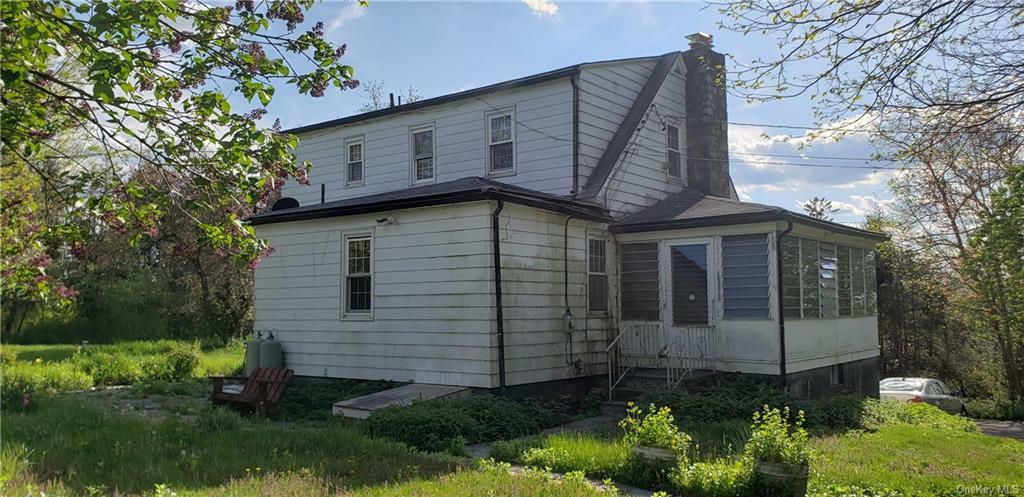 Property Photo:  253 Quaker Street  NY 12589 