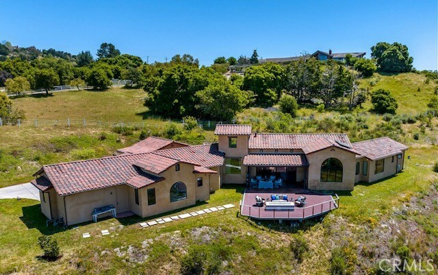 Property Photo:  1750 Corbett Highlands Place  CA 93420 