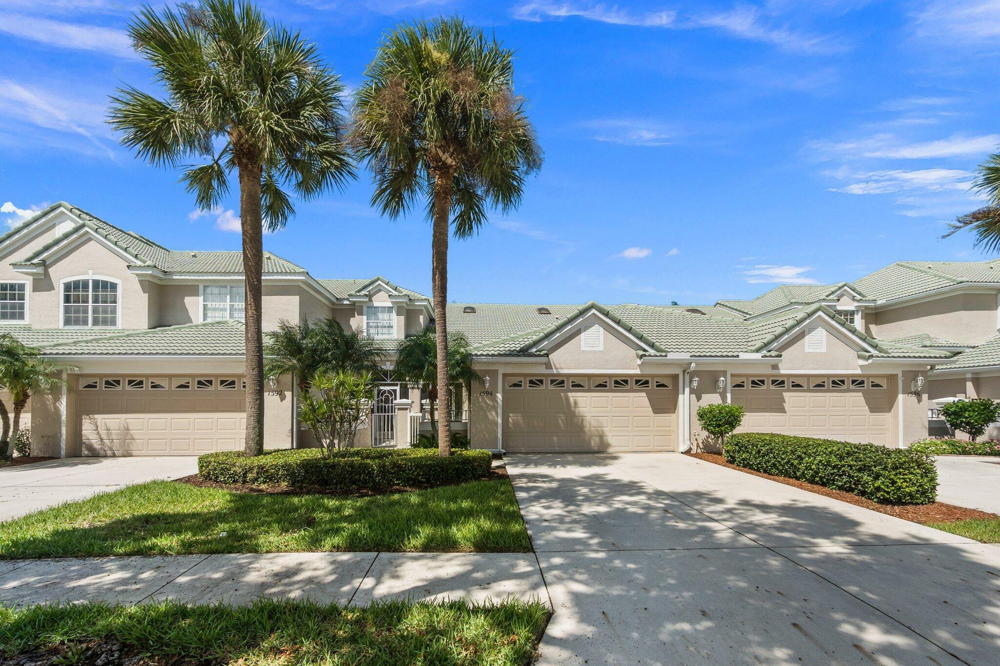 Property Photo:  1594 SW Harbour Isles Circle 77  FL 34986 