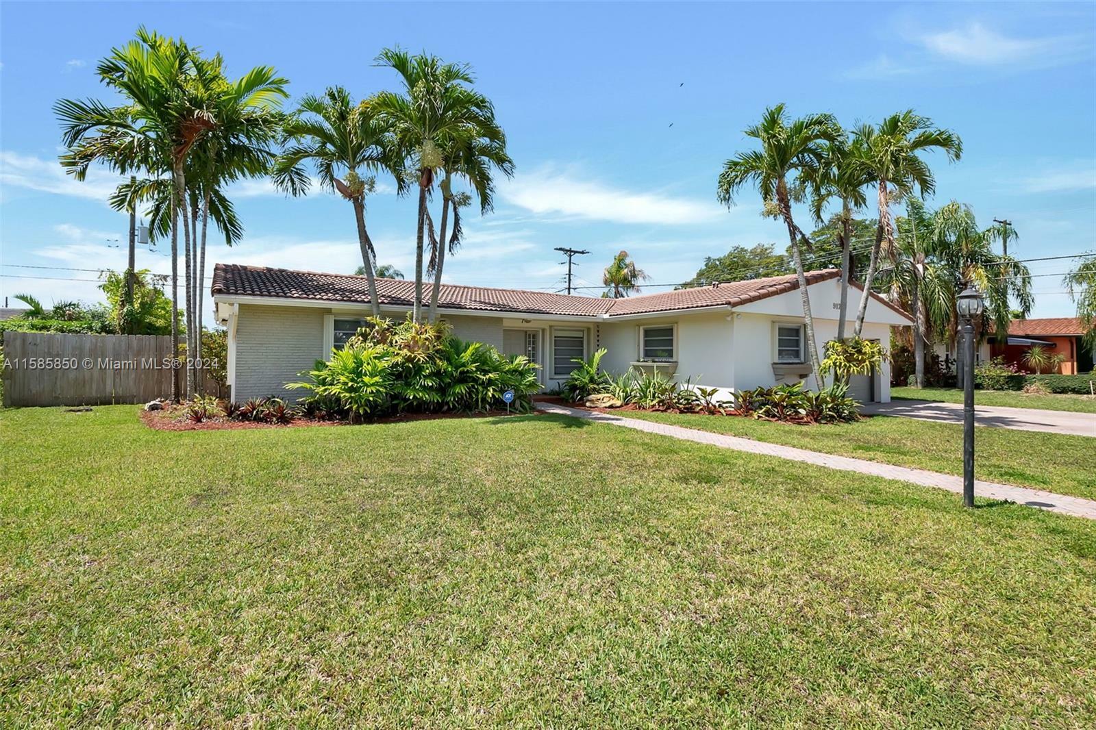 Property Photo:  9124 SW 65th St -  FL 33173 