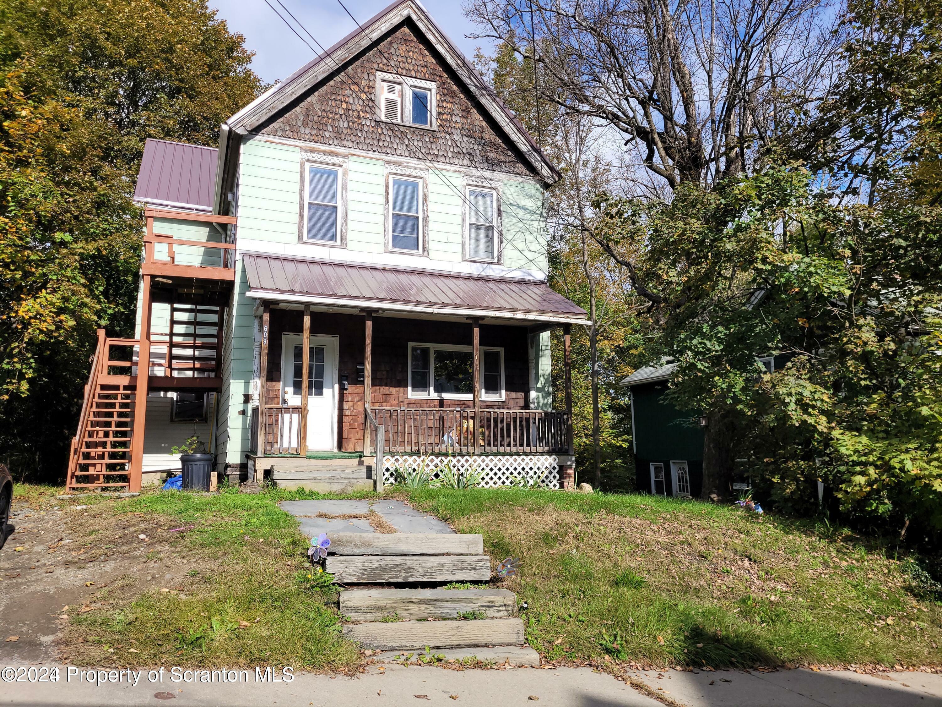 Property Photo:  609 Washington Street  PA 18847 