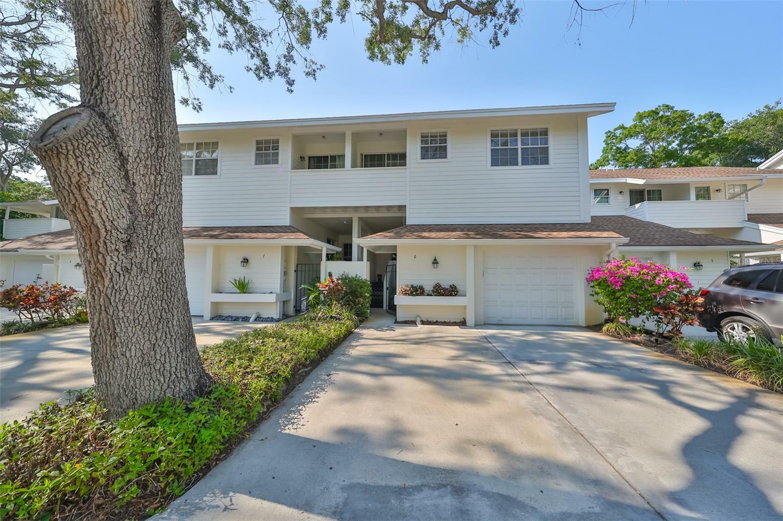 Property Photo: 5203 Bayshore Boulevard 6 FL 33611