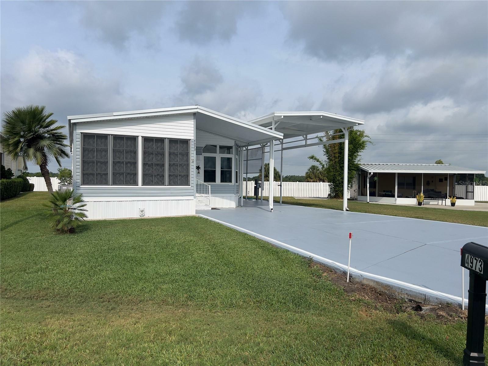 Property Photo:  4973 Shore Line Drive  FL 33868 