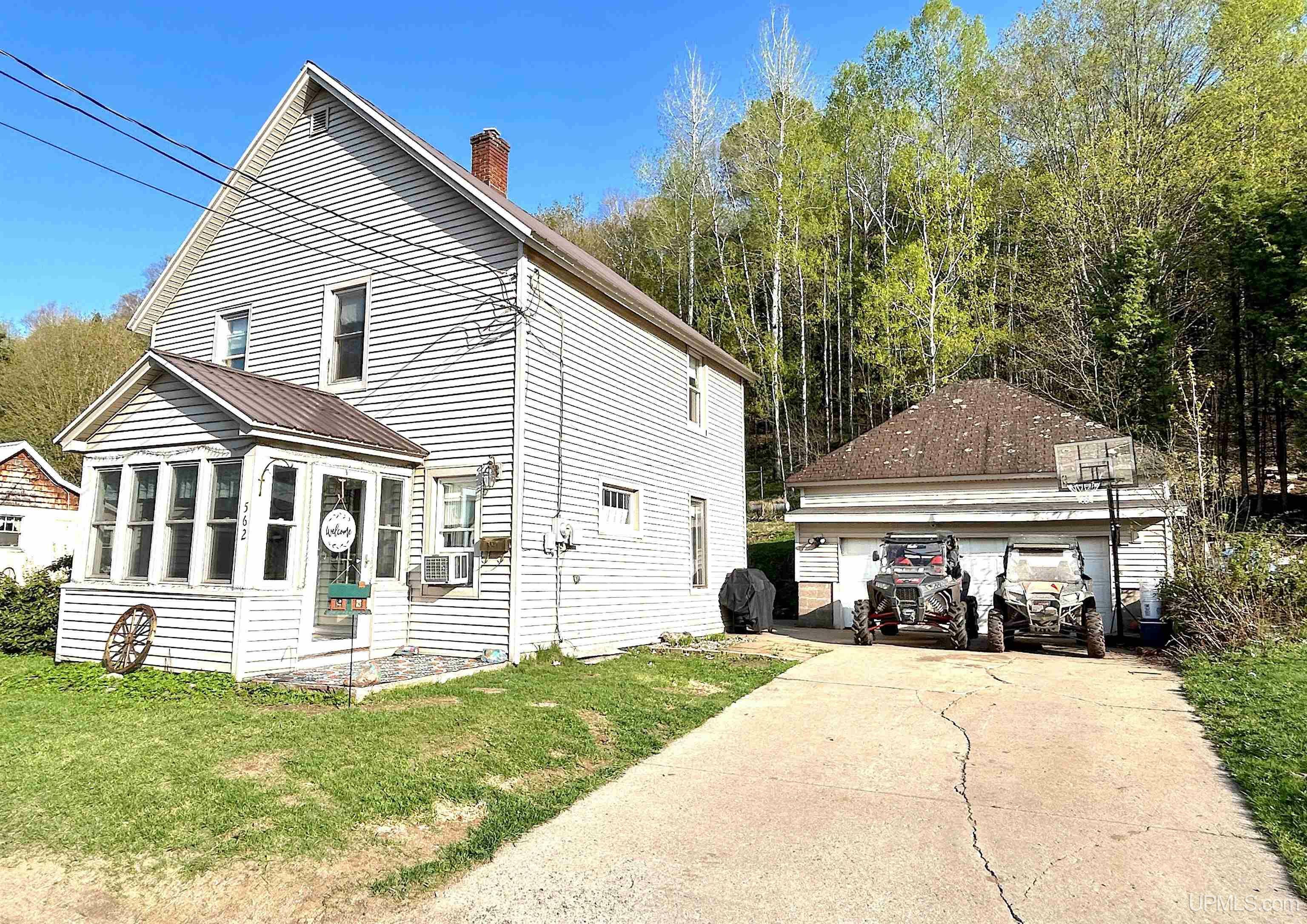 Property Photo:  562 Jasper  MI 49849-2219 