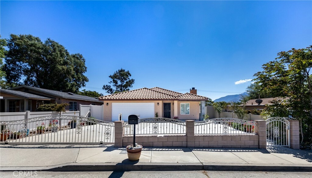 Property Photo:  486 N Allen Street  CA 92220 