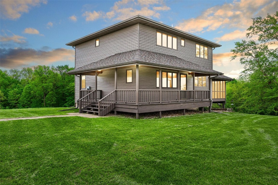 Property Photo: 741 Getaway Ln IA 52214