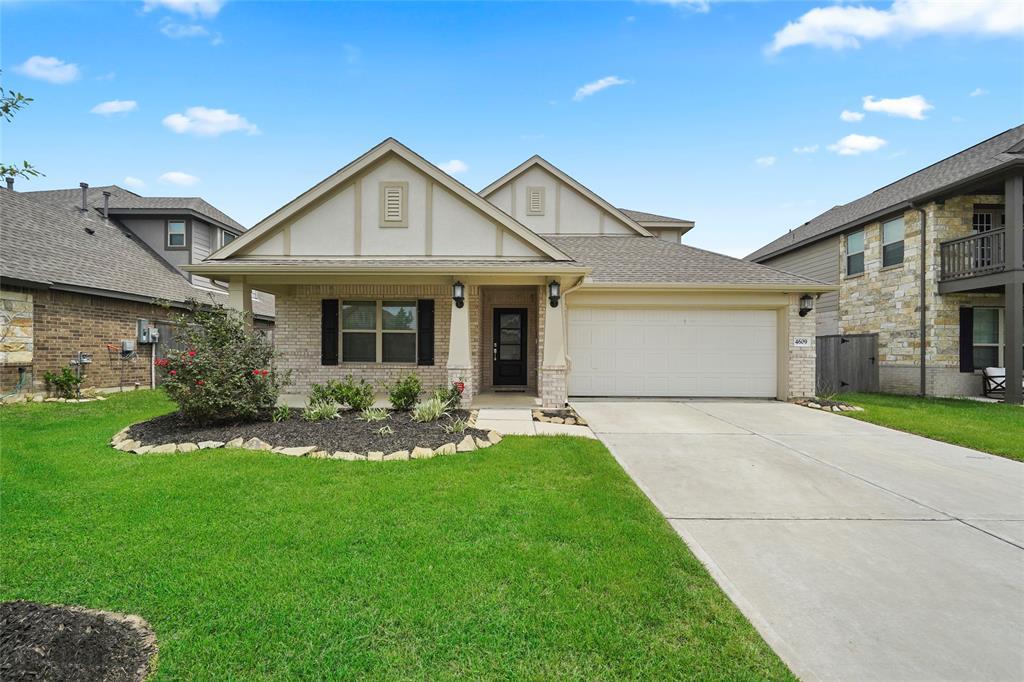 Property Photo: 4609 Chester Bay Court TX 77583