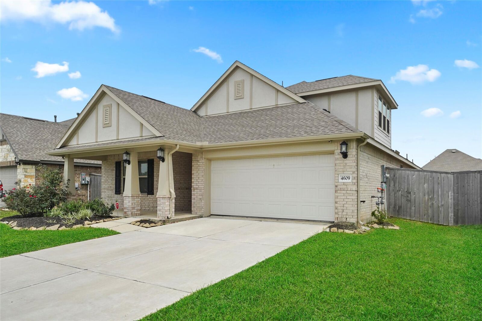Property Photo: 4609 Chester Bay Court TX 77583