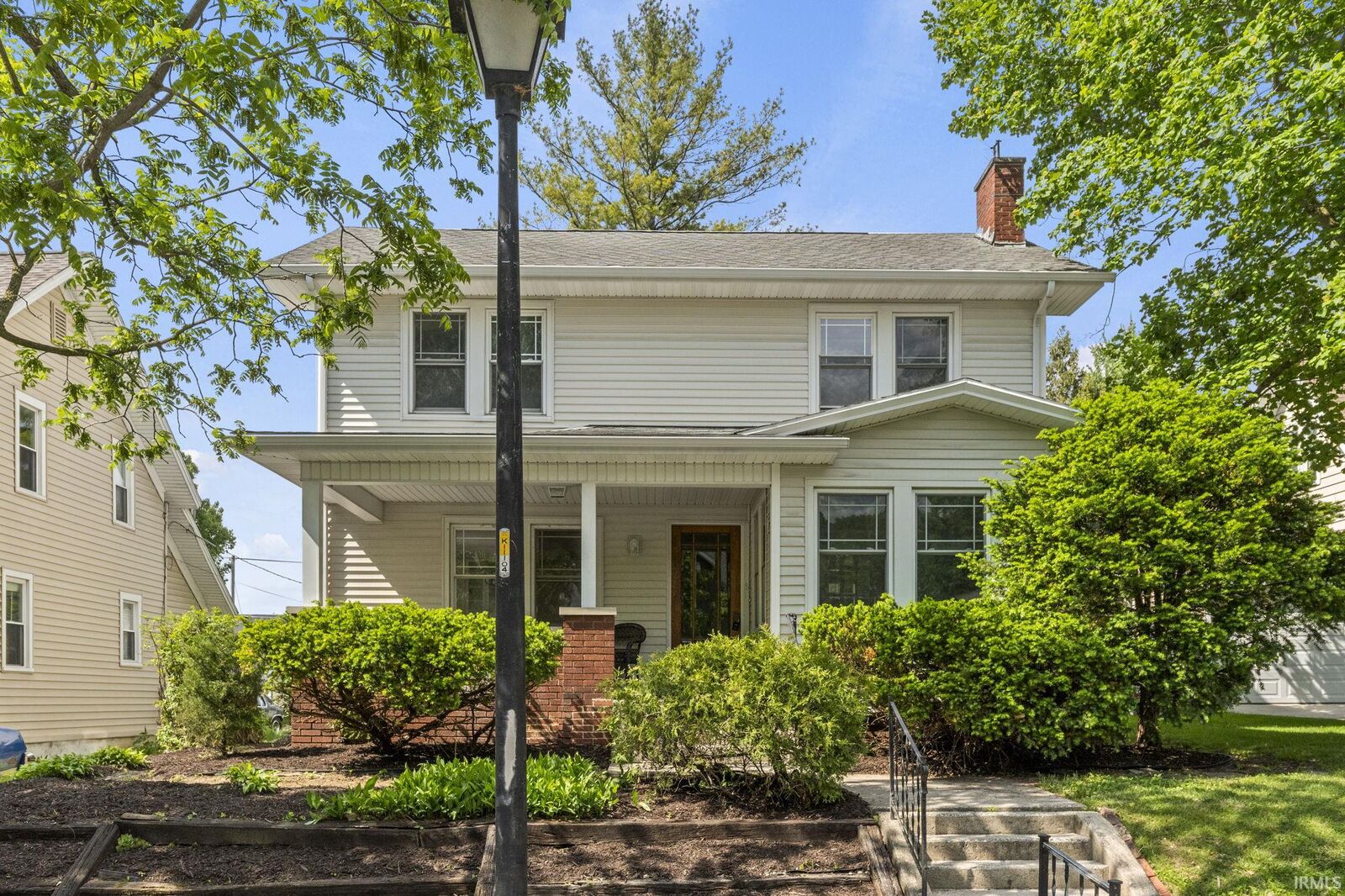 Property Photo:  1226 W Oakdale Drive  IN 46807 