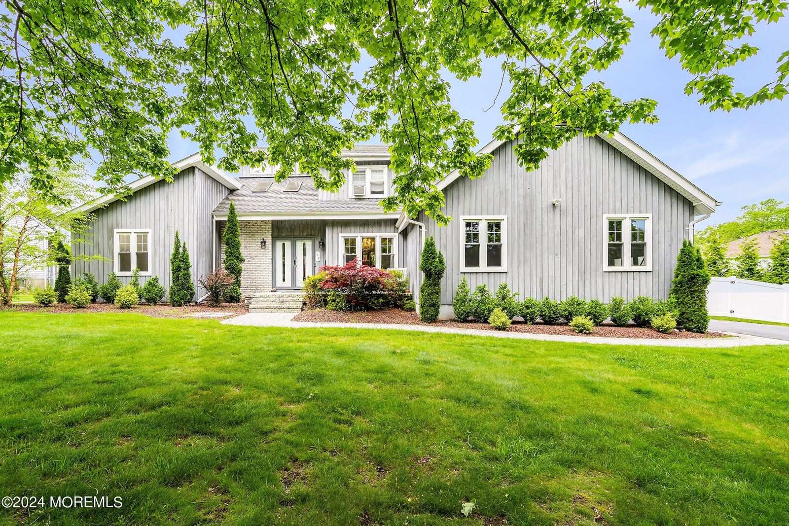 Property Photo:  14 Cloverleaf Drive  NJ 07746 