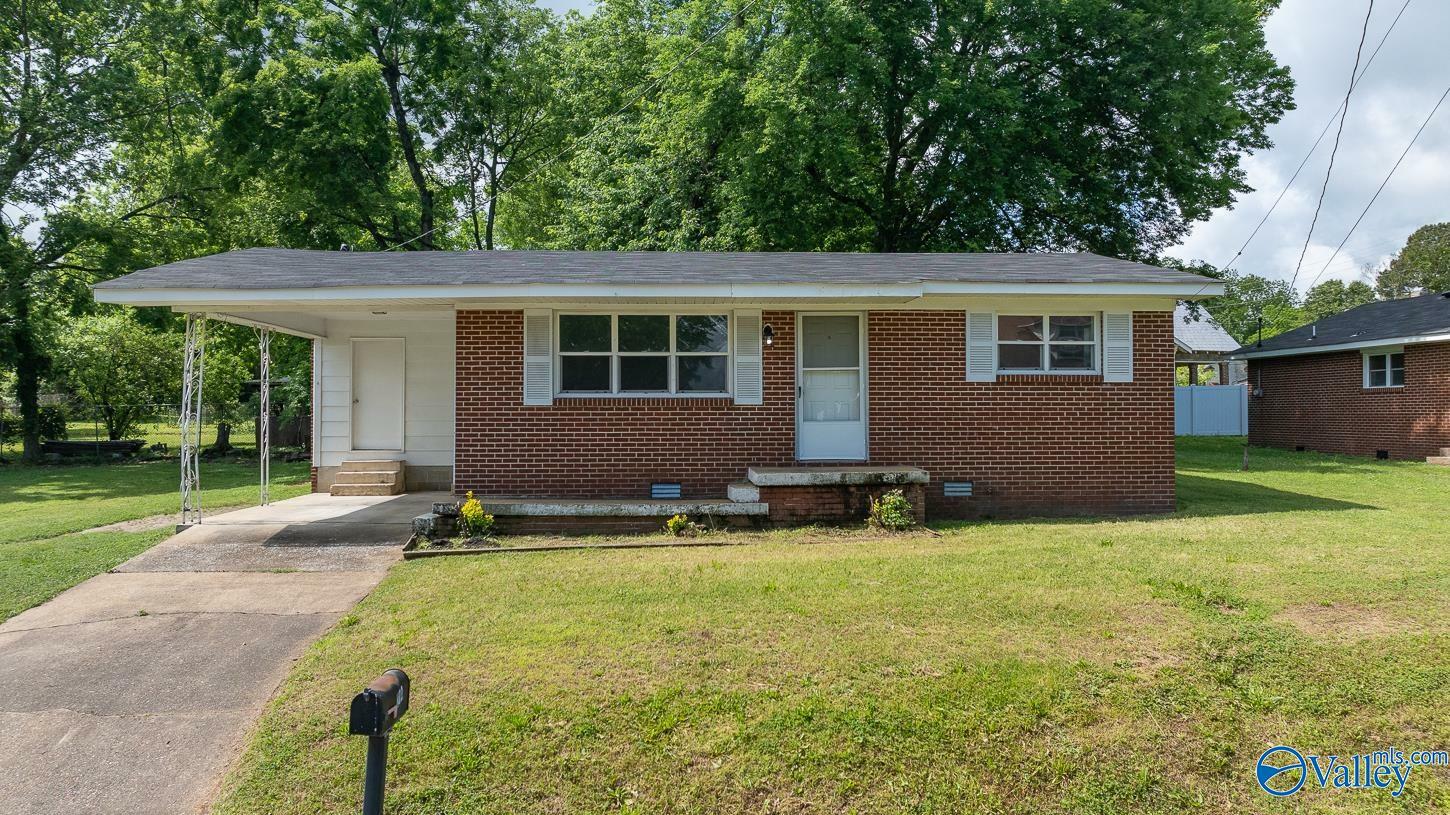 Property Photo:  214 Rodgers Street SW  AL 35640 