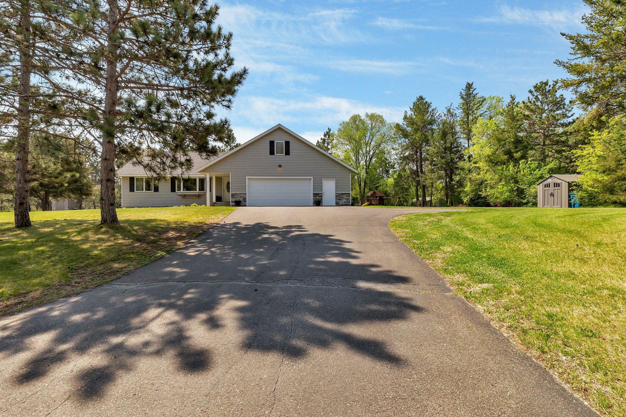 Property Photo:  311 Pine Ridge Road  MN 56377 