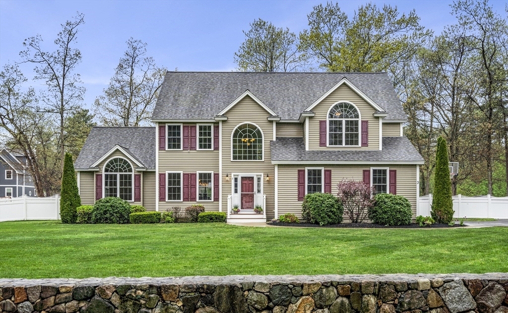 Property Photo:  3 Fletcher Lane  MA 01886 