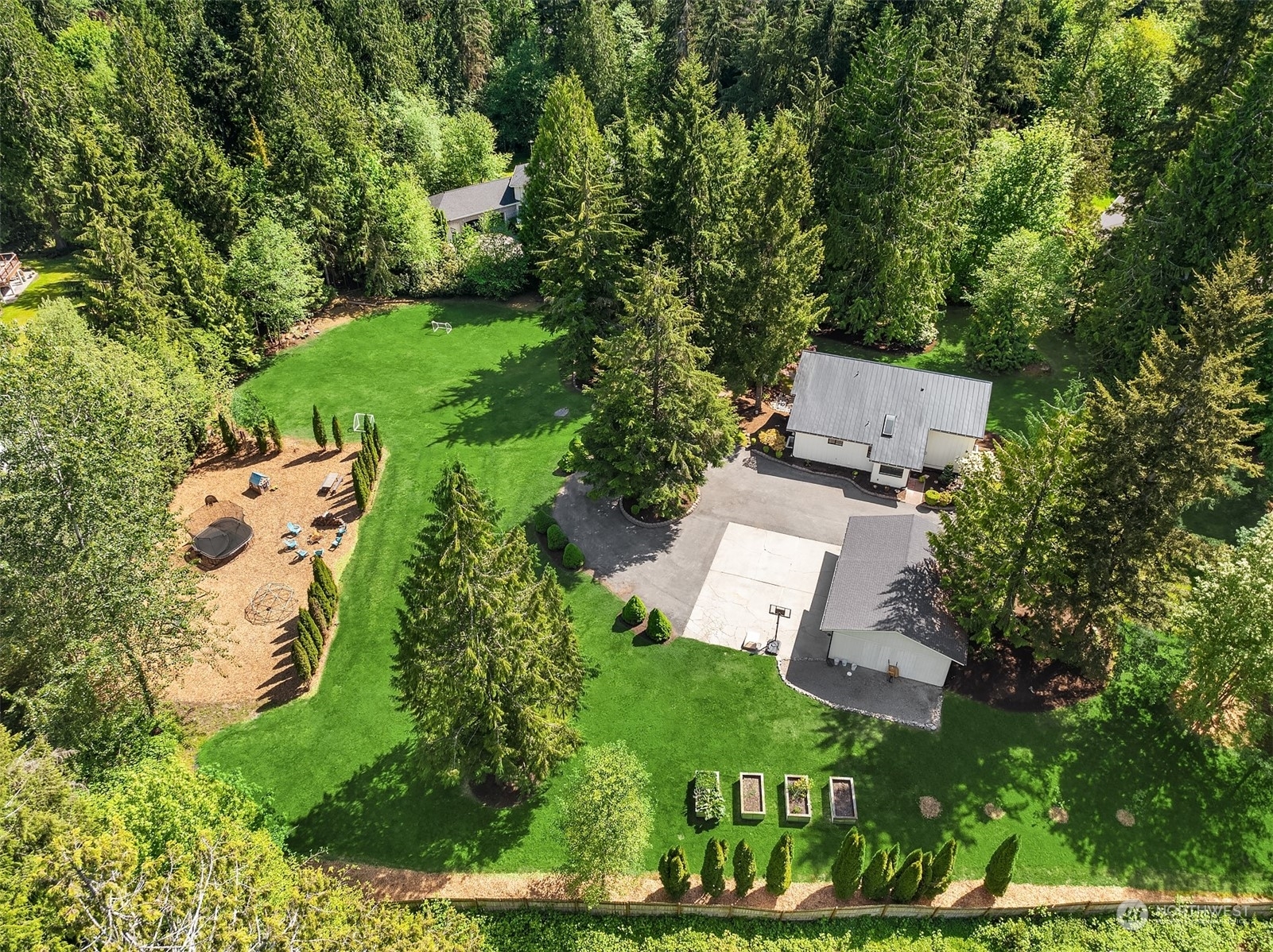 Property Photo:  16716 203rd Place NE  WA 98077 