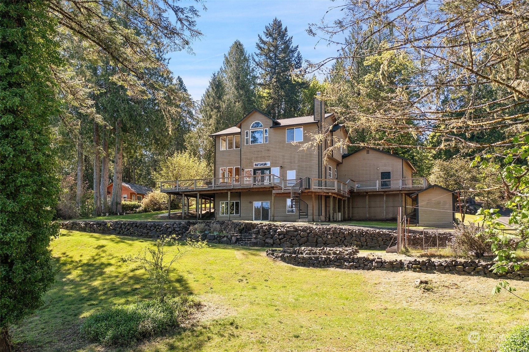 Property Photo:  61 SE Channel Point Road  WA 98584 