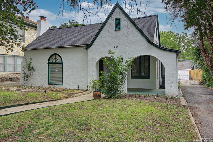 261 E Rosewood Ave  San Antonio TX 78212 photo