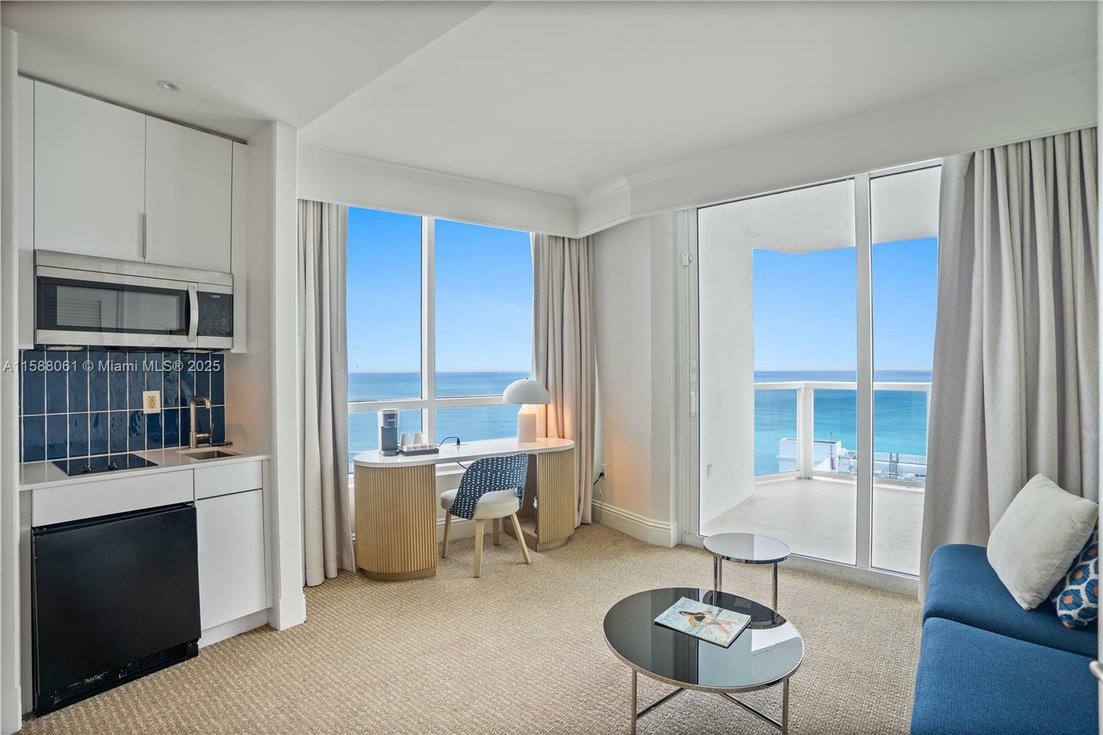 Property Photo: 4401 Collins Ave 2501 FL 33140