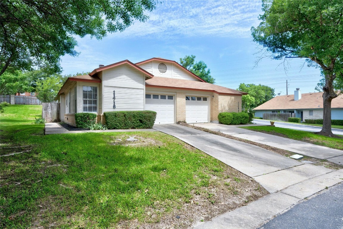 Property Photo:  11718 Norwegian Wood Drive  TX 78758 