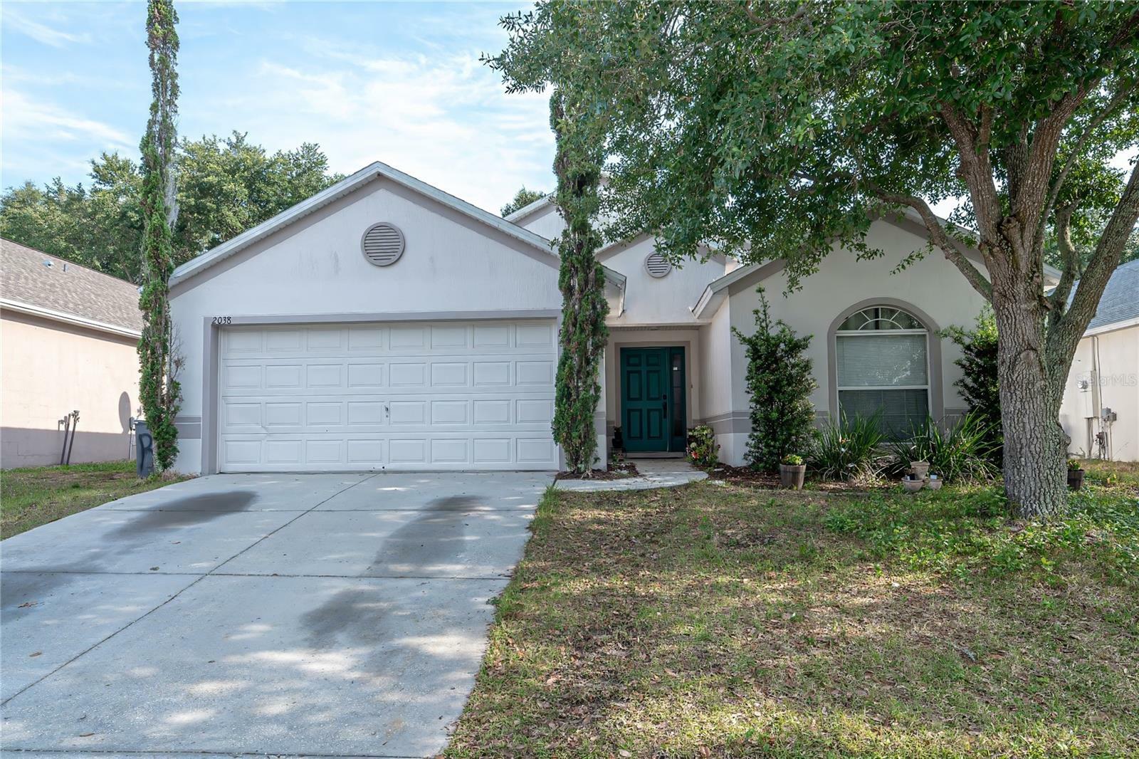 Property Photo:  2038 Newtown Road  FL 34736 