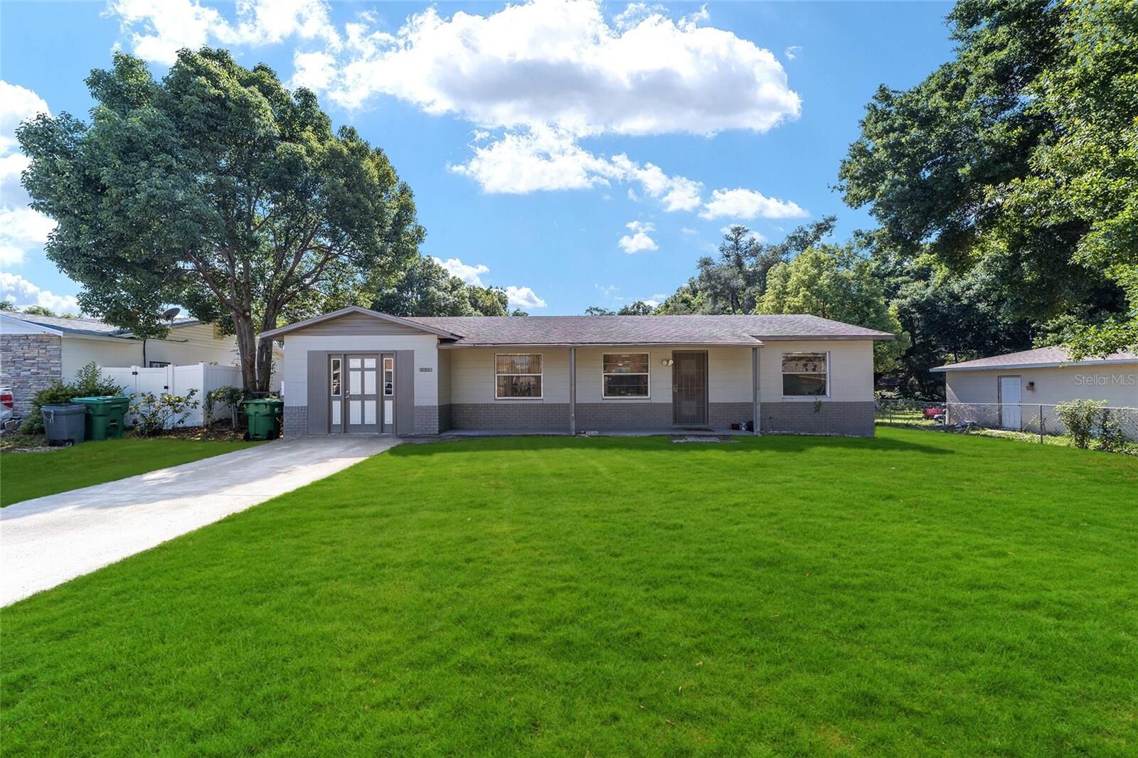 Property Photo:  451 Winners Circle  FL 32159 