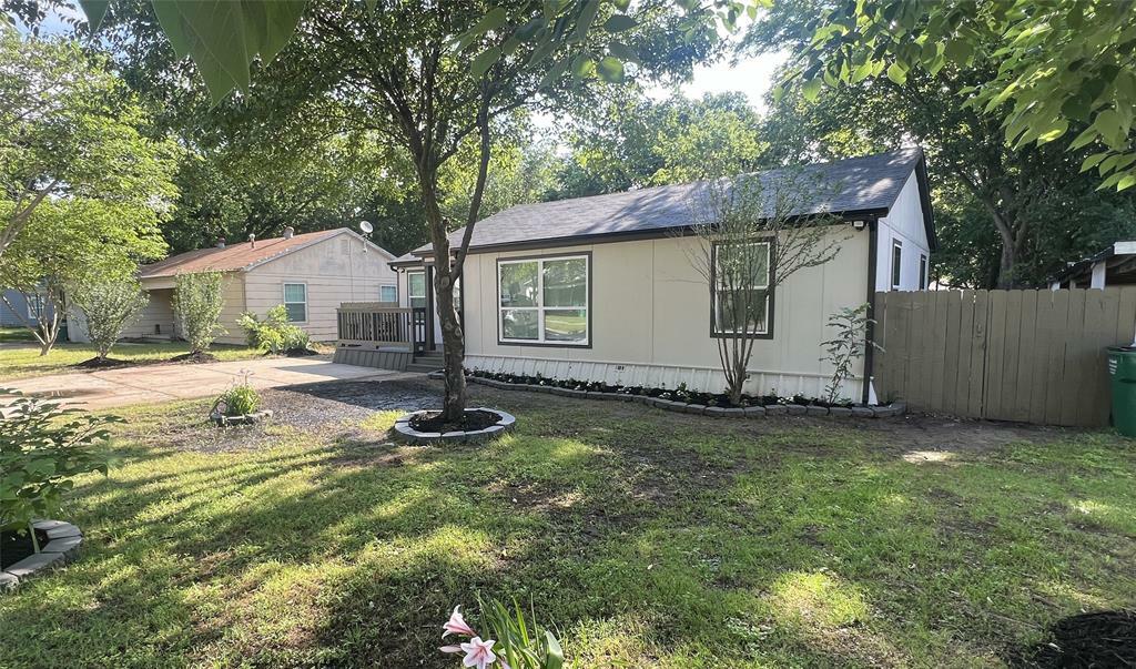 Property Photo:  1816 Mill Street  TX 76240 