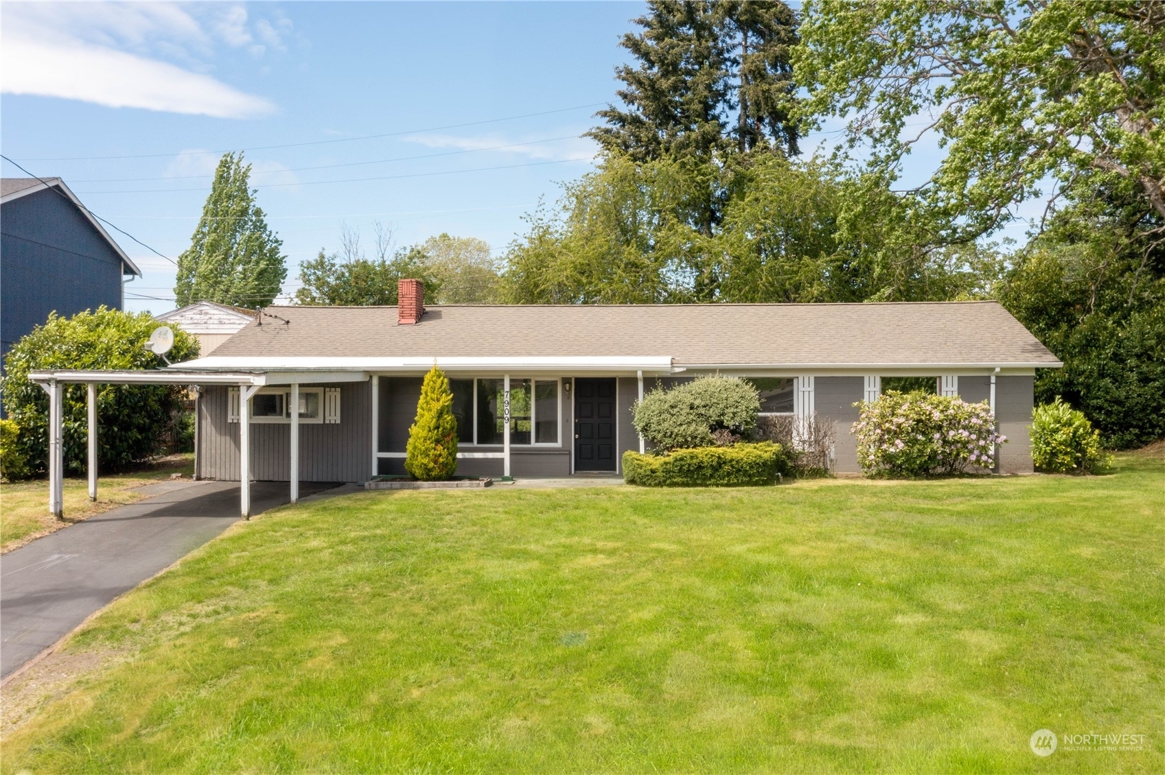 Property Photo:  7909 Fairway Drive SW  WA 98498 