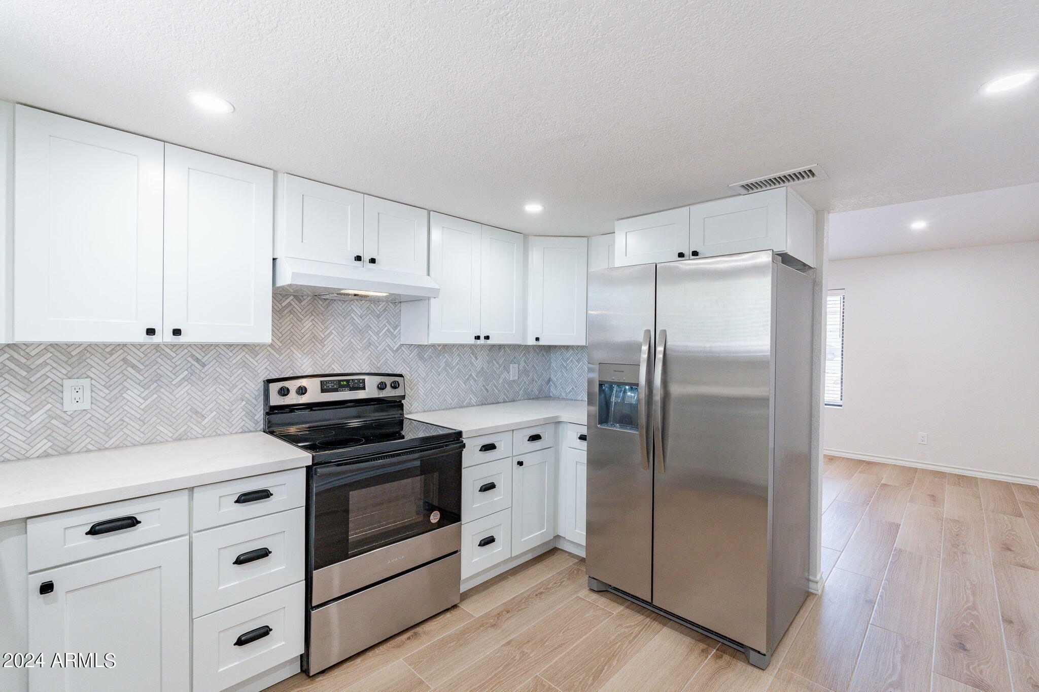 Property Photo: 16607 E Cotswold Court B AZ 85268