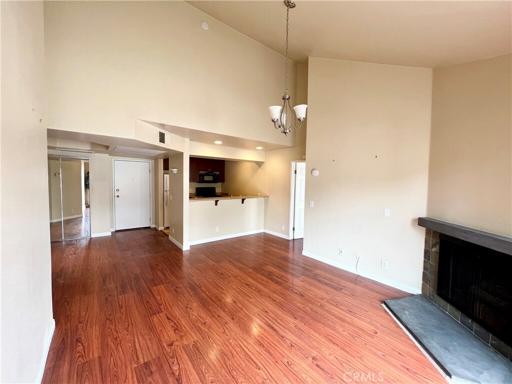 Property Photo:  20253 Keswick Street 322  CA 91306 