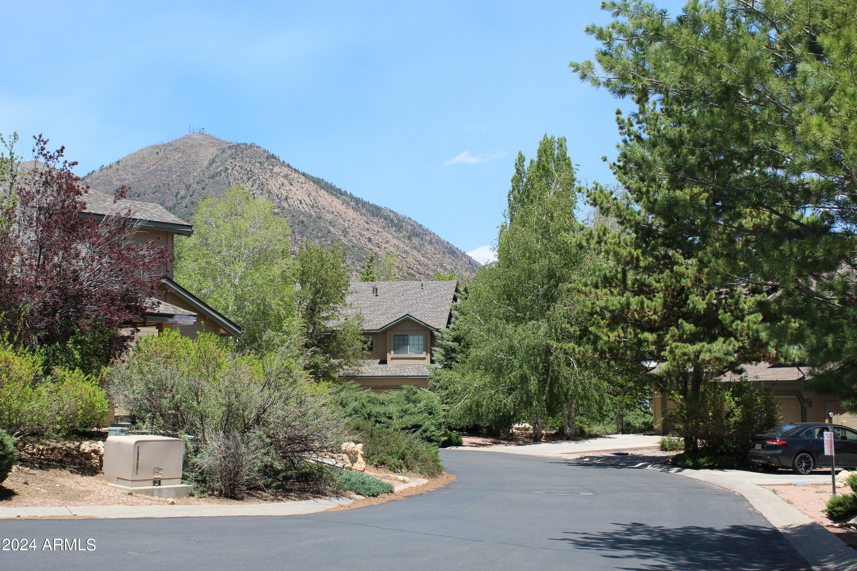 Property Photo:  4570 E Wild Elk Trail  AZ 86004 