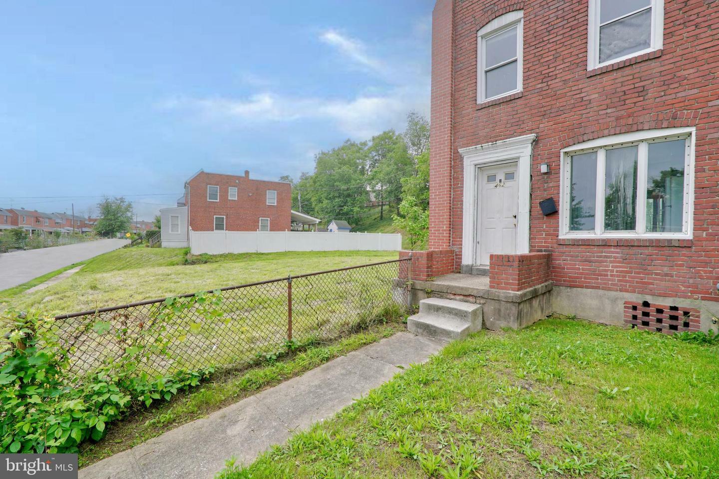 Property Photo:  462 Roundview Road  MD 21225 