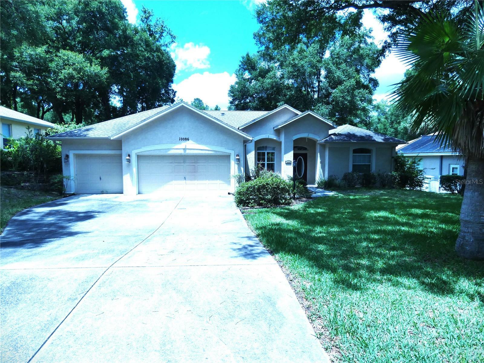 Property Photo:  10086 SW 192nd Cir  FL 34432 