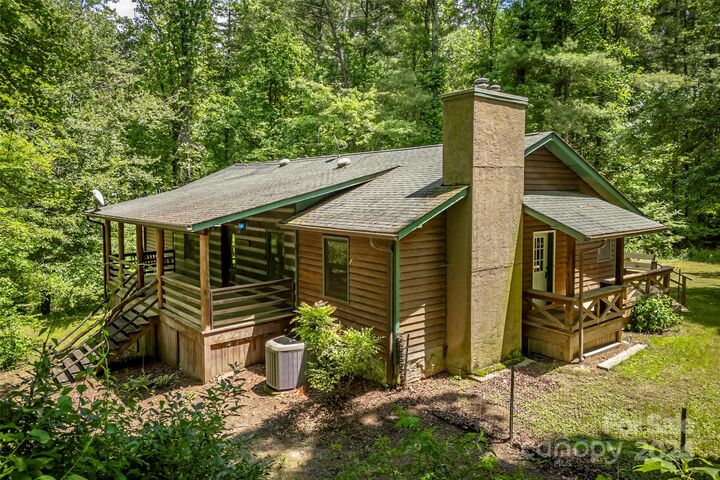 224 Shady Summit Road  Hendersonville NC 28792 photo