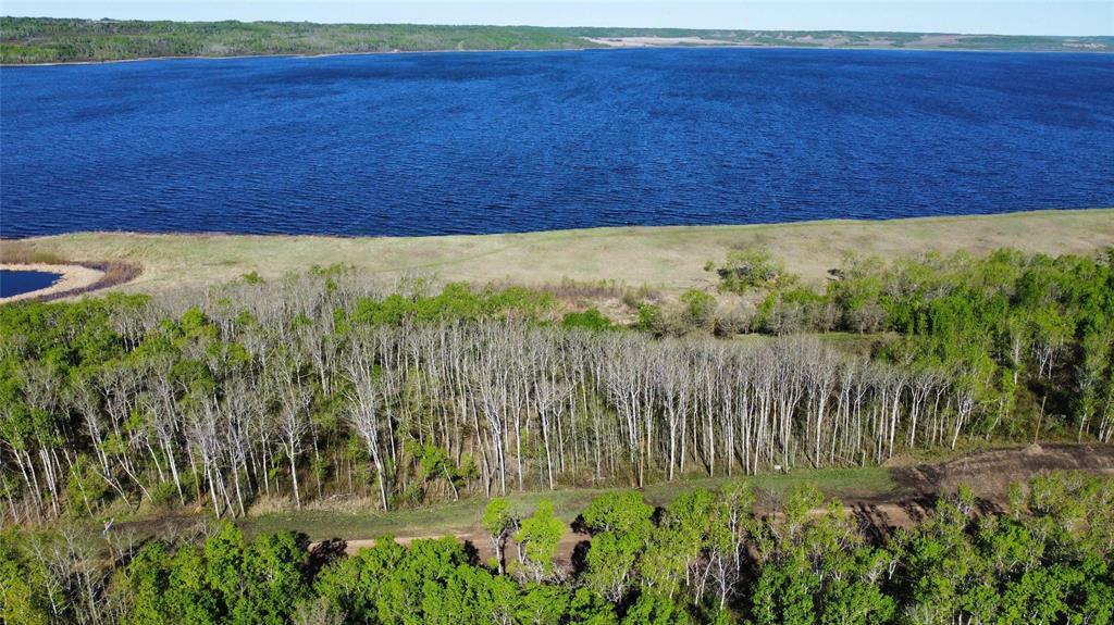 Photo de la propriété:  210 Lake Shore Drive  MB R0J 0X0 