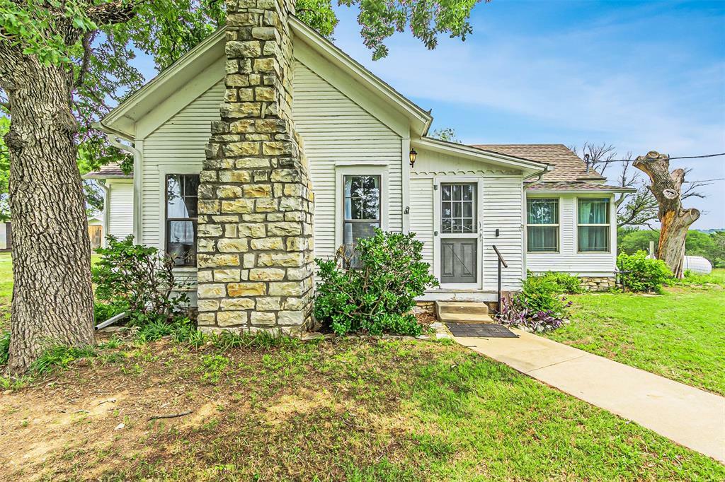 Property Photo:  2290 N Fm 200  TX 76077 