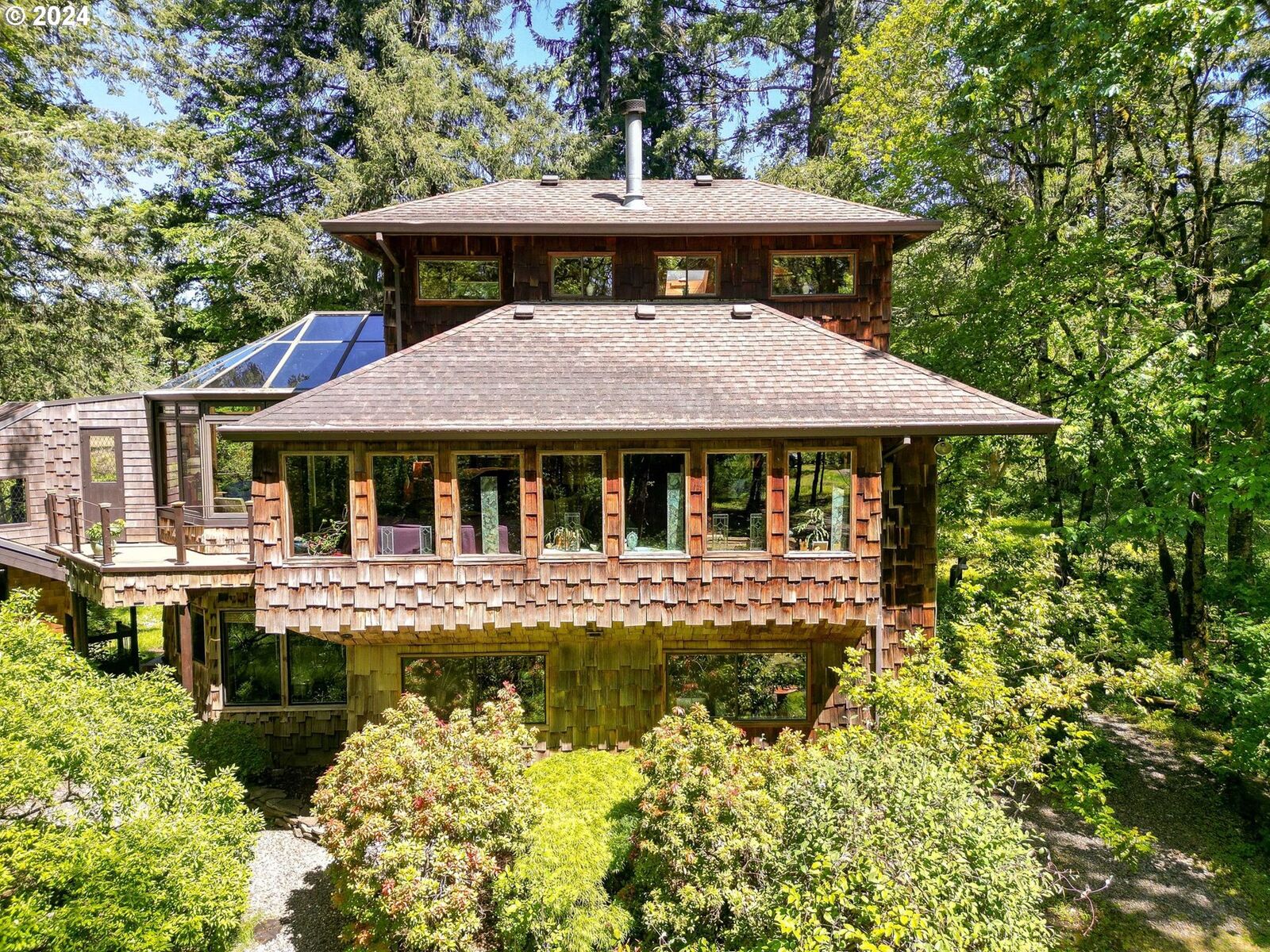 Property Photo: 40555 Highway 226 OR 97374