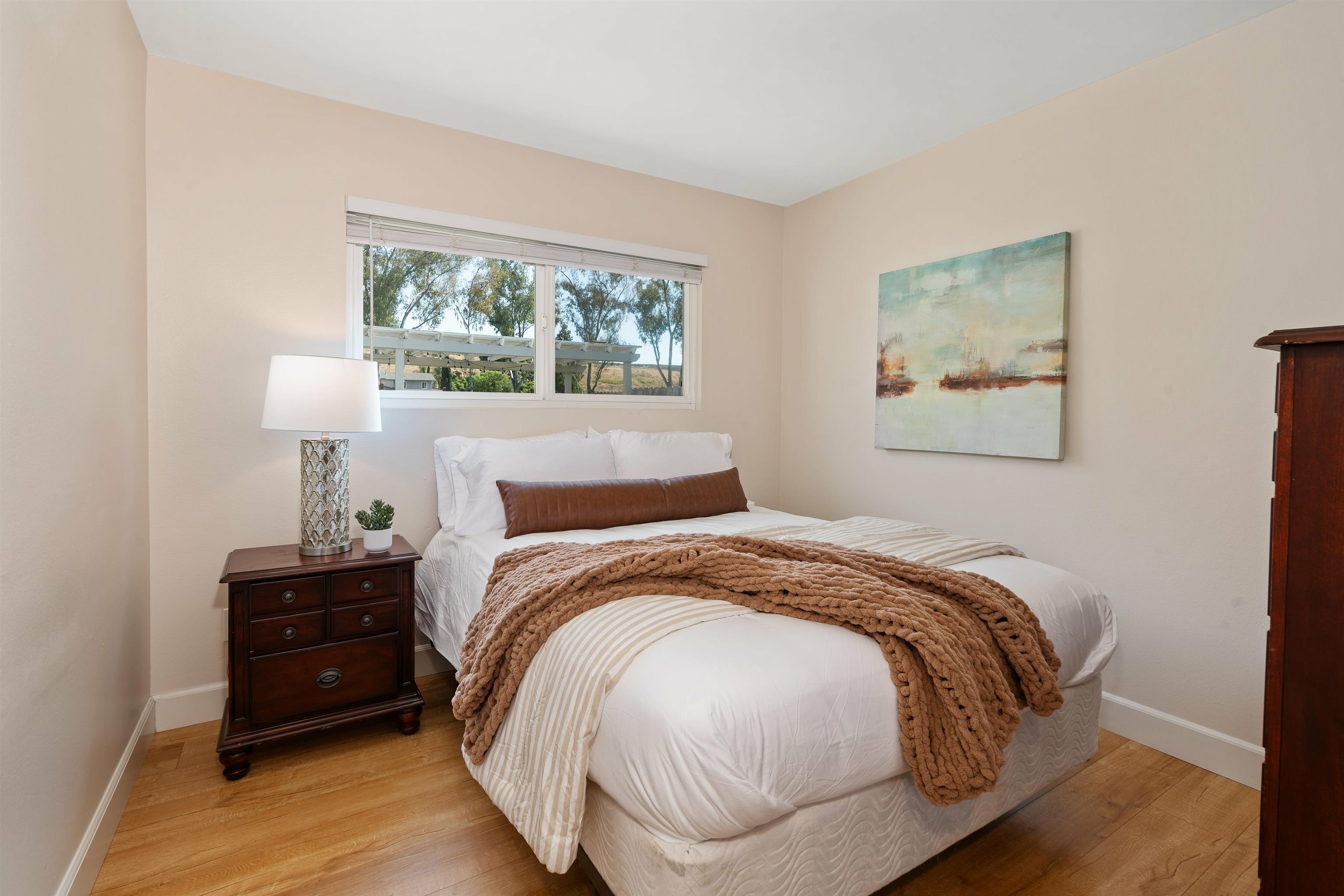 Property Photo:  12937 Oak Knoll Rd  CA 92064 